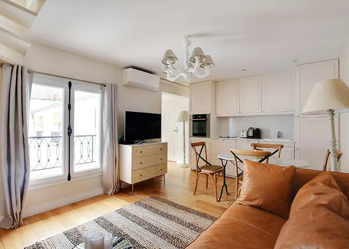 Апартаменты Amazing Duplex 4p- Louvre Museum Tuileries *